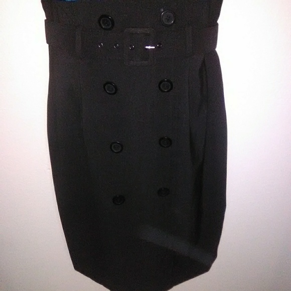 Dress - Picture 4 of 8